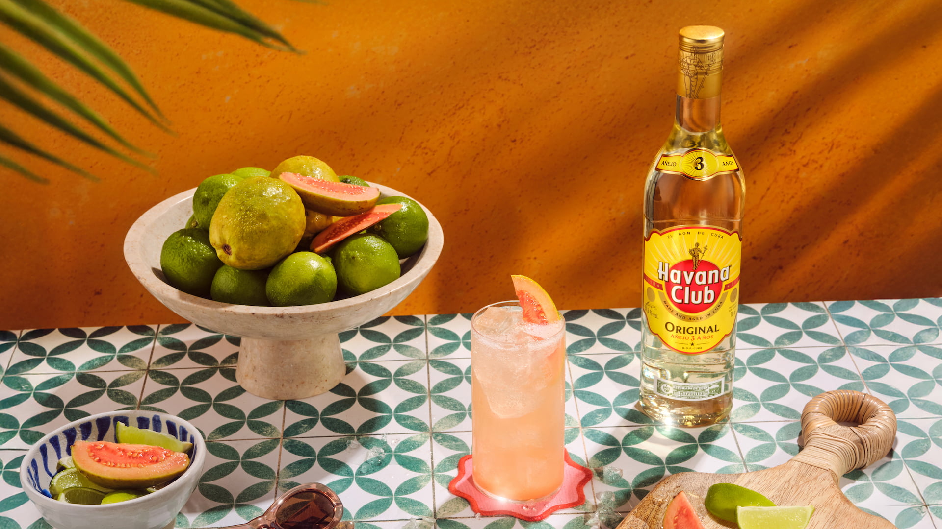 Guave Cooler Cocktail - Cooler Cocktailrezept mit Guave und Rum